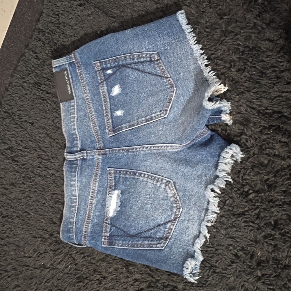 Kendall + Kylie shorts - Picture 6 of 9